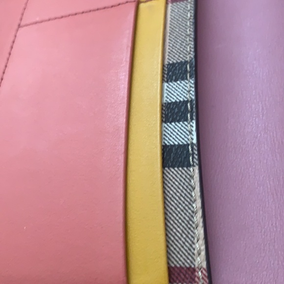 Burberry Pink Leather Long Wallet - Picture 4 of 10